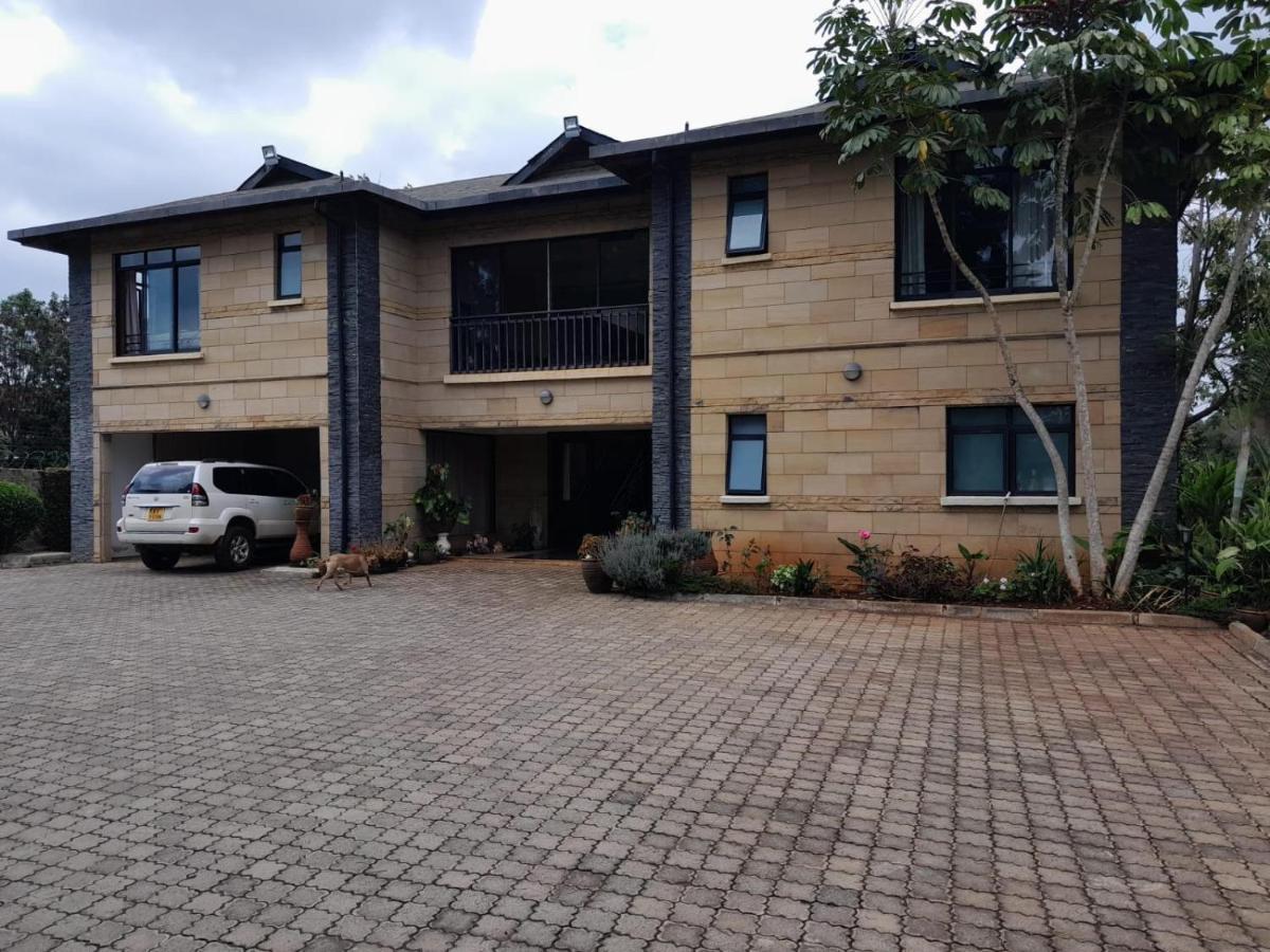 Florances Rest House Nairobi Buitenkant foto