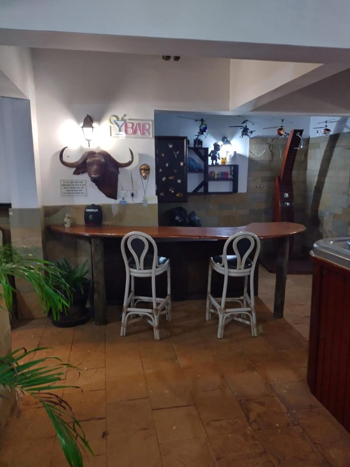 Florances Rest House Nairobi Buitenkant foto