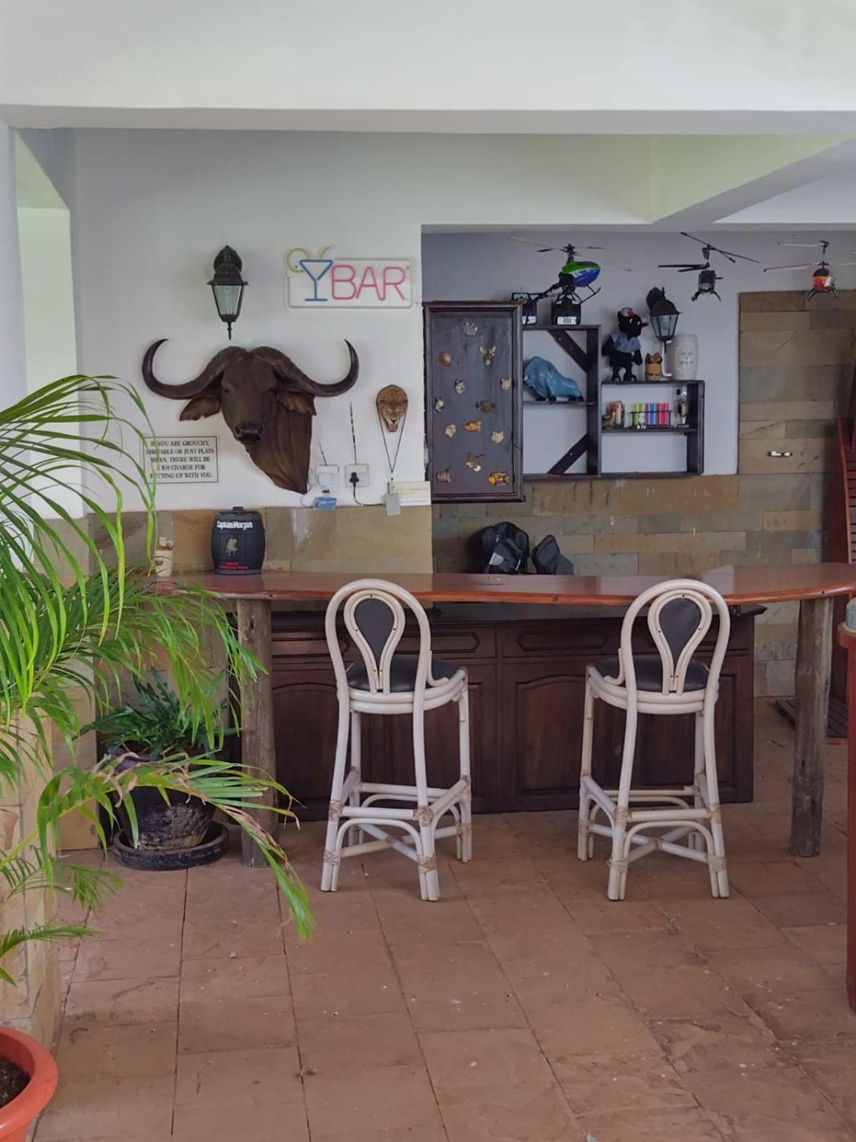 Florances Rest House Nairobi Buitenkant foto
